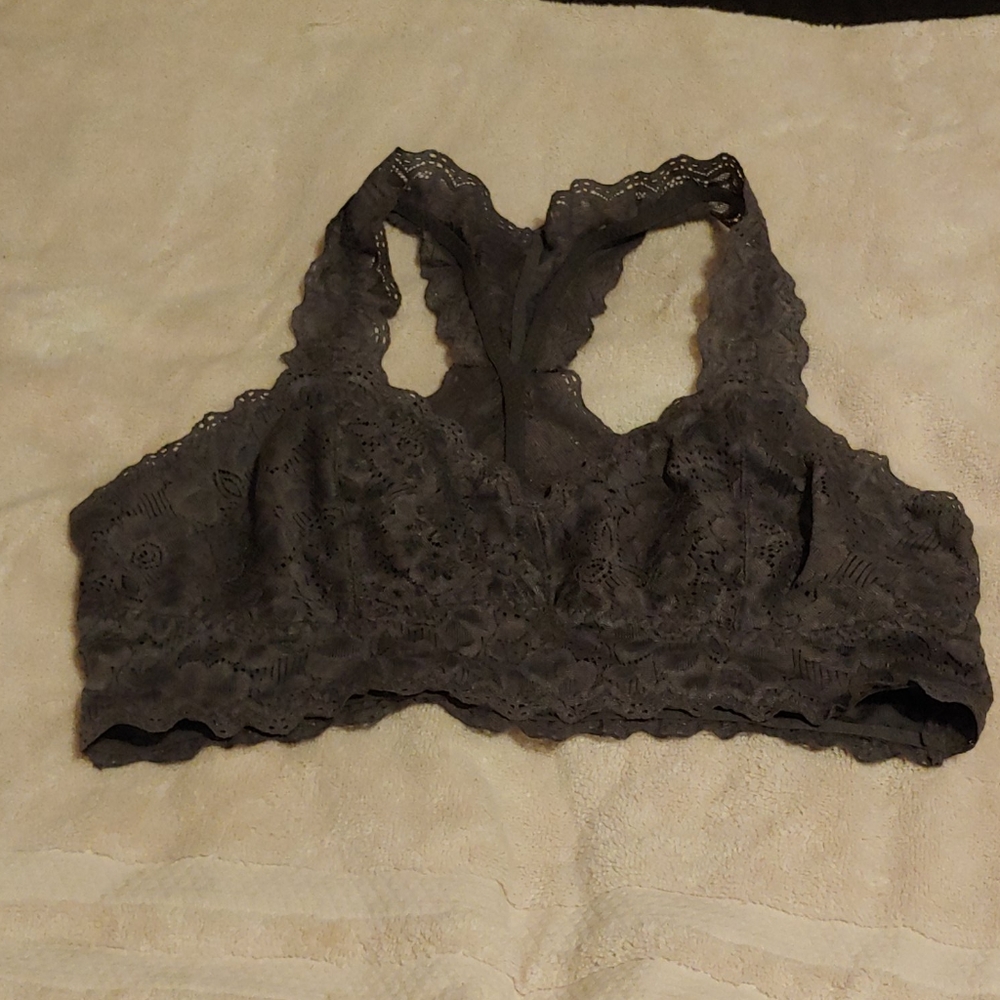 Grey brallette